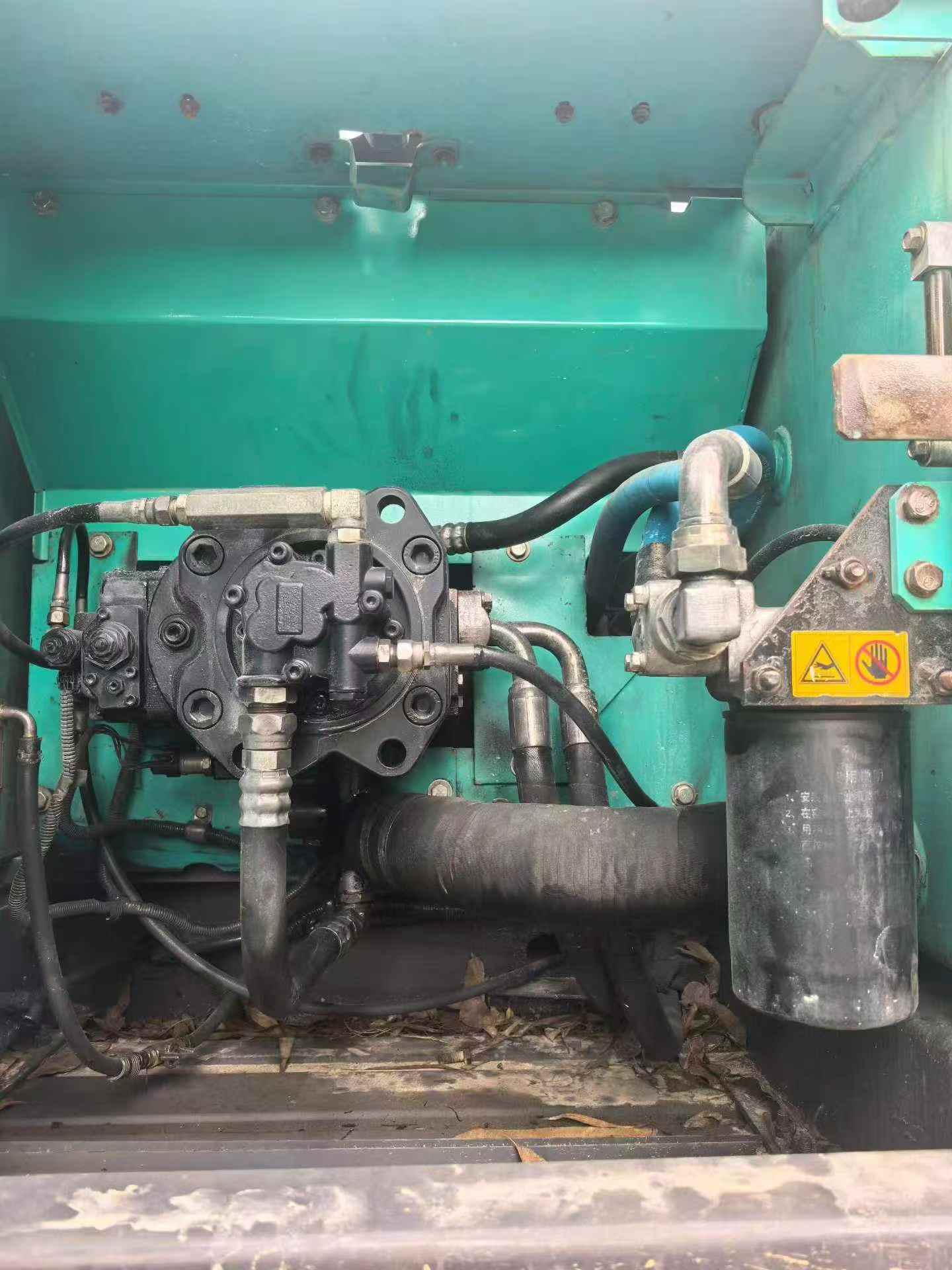 Buy Kobelco SK210 Used Excavator / 5