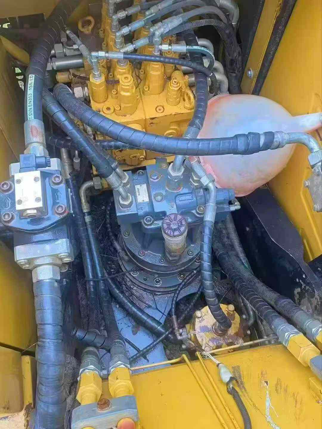 Buy Sany SY135 Used Excavator / 5 Buy Sany SY135 Used Excavator / 5