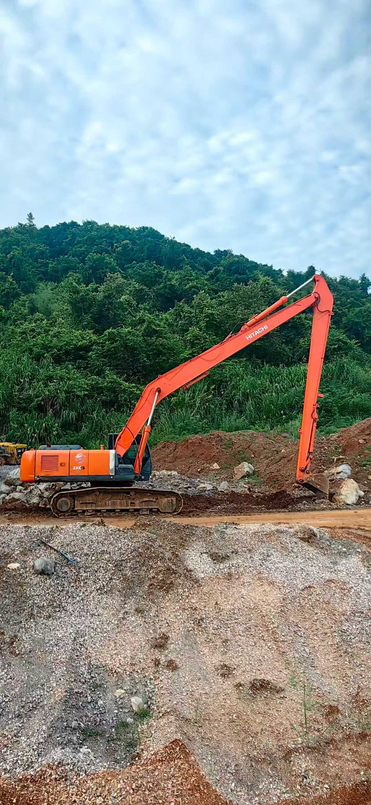 Buy Hitachi EX300 Used Excavator Buy Hitachi EX300 Used Excavator