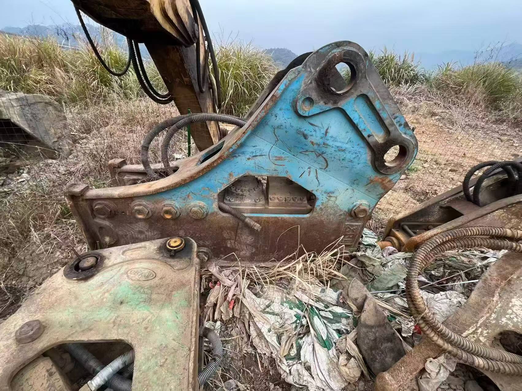 Buy Doosan DH500 Used Excavator / 4 Buy Doosan DH500 Used Excavator / 4