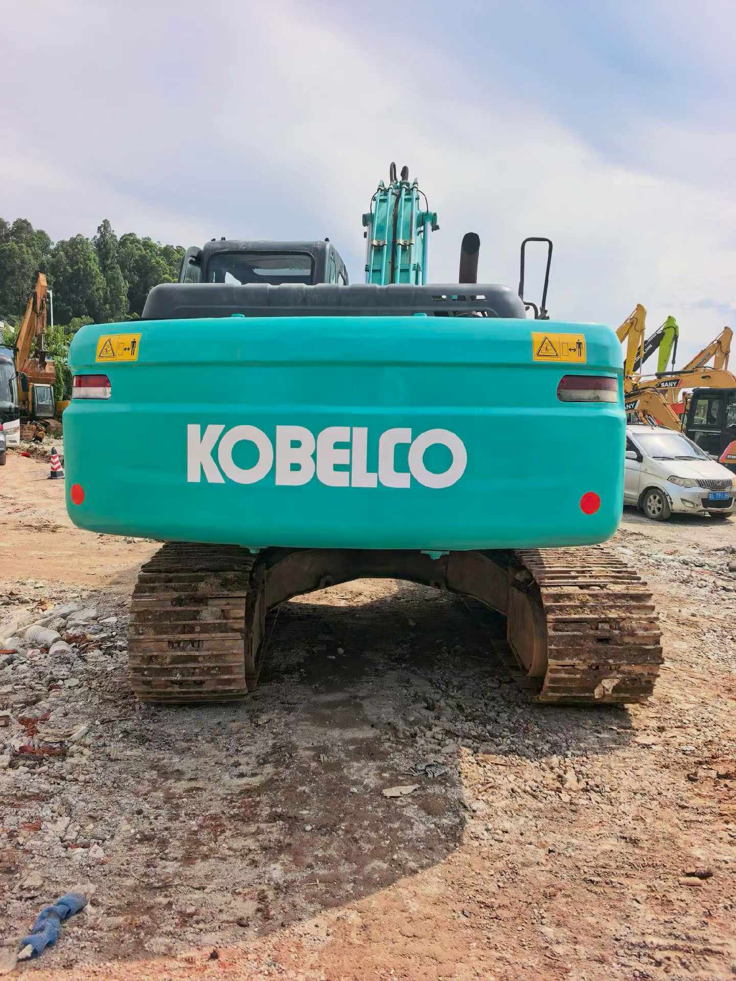Buy Kobelco SK2008 Used Excavator / 3