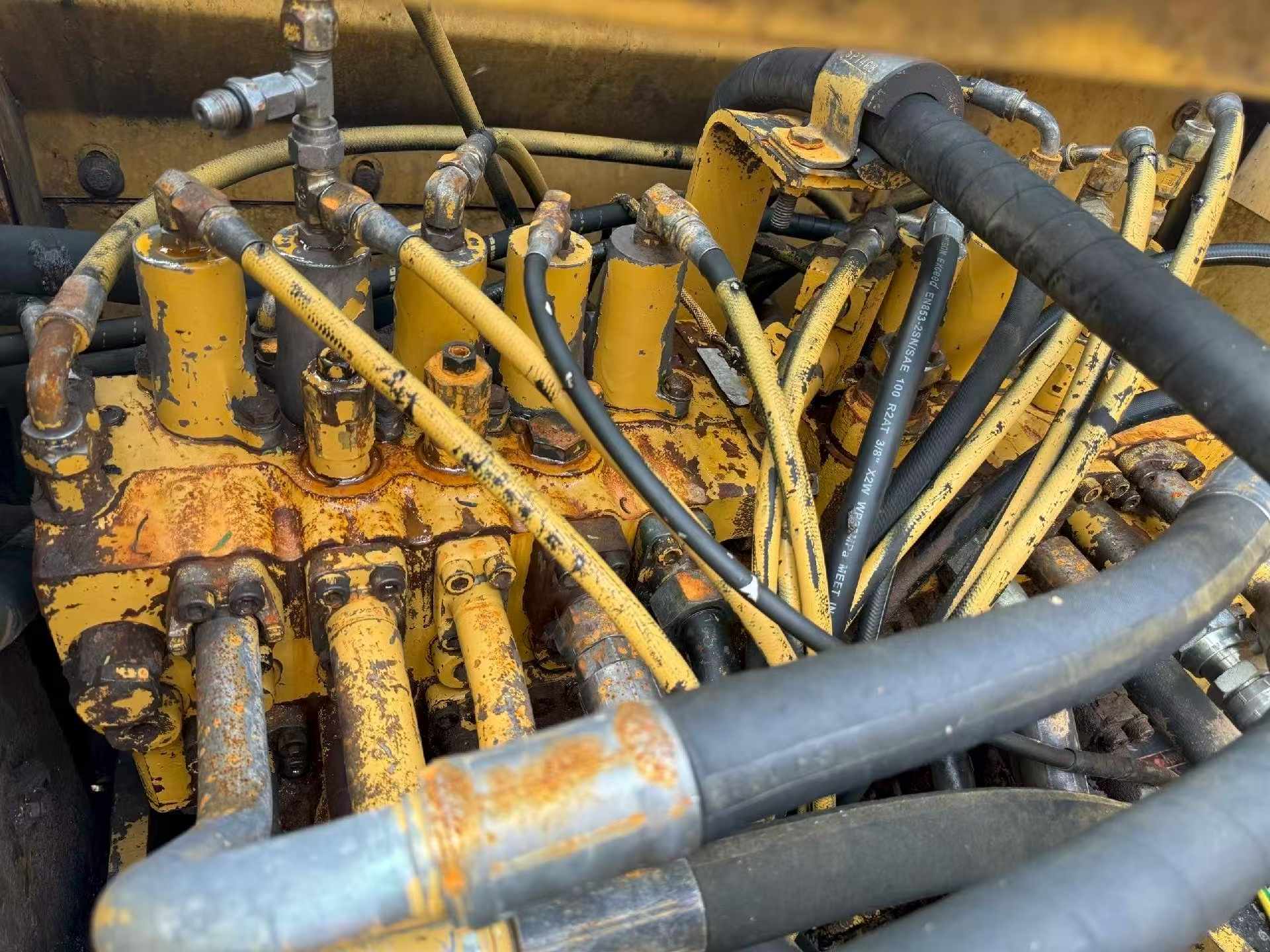 Buy Caterpillar 320C Used Excavator / 7 Buy Caterpillar 320C Used Excavator / 7