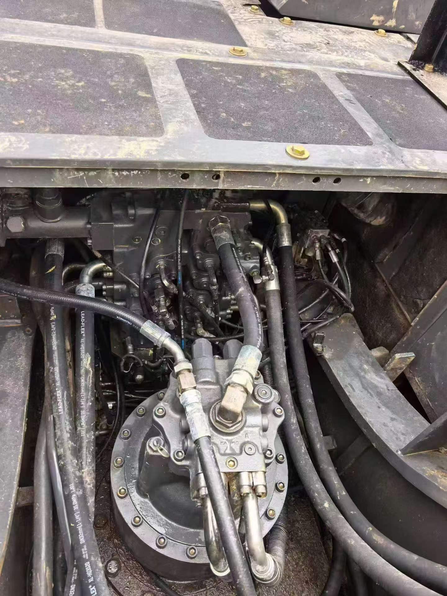 Buy Sumitomo SH500LHD-6 Used Excavator / 2 Buy Sumitomo SH500LHD-6 Used Excavator / 2