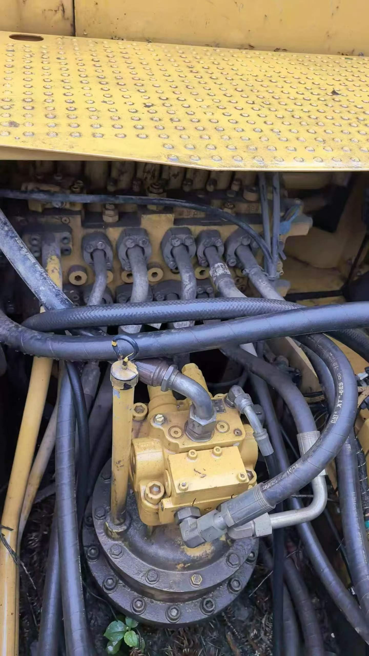 Buy Caterpillar 320A Used Excavator / 4 Buy Caterpillar 320A Used Excavator / 4