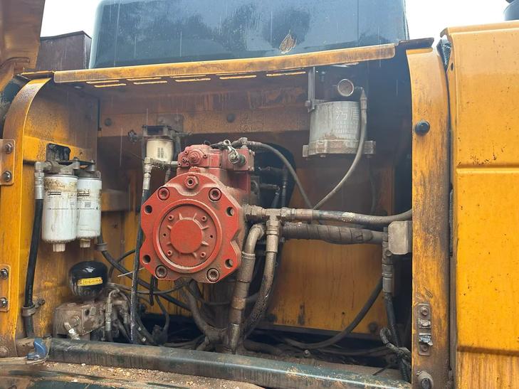 Buy Hyundai R485LVS Used Excavator / 1