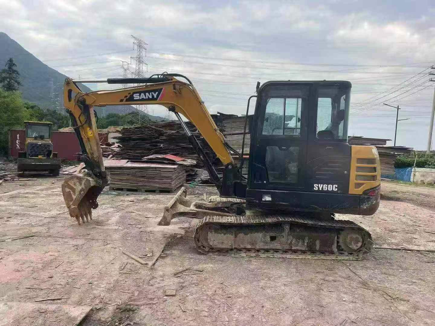 Buy Sany SY55 Used Excavator / 4 Buy Sany SY55 Used Excavator / 4
