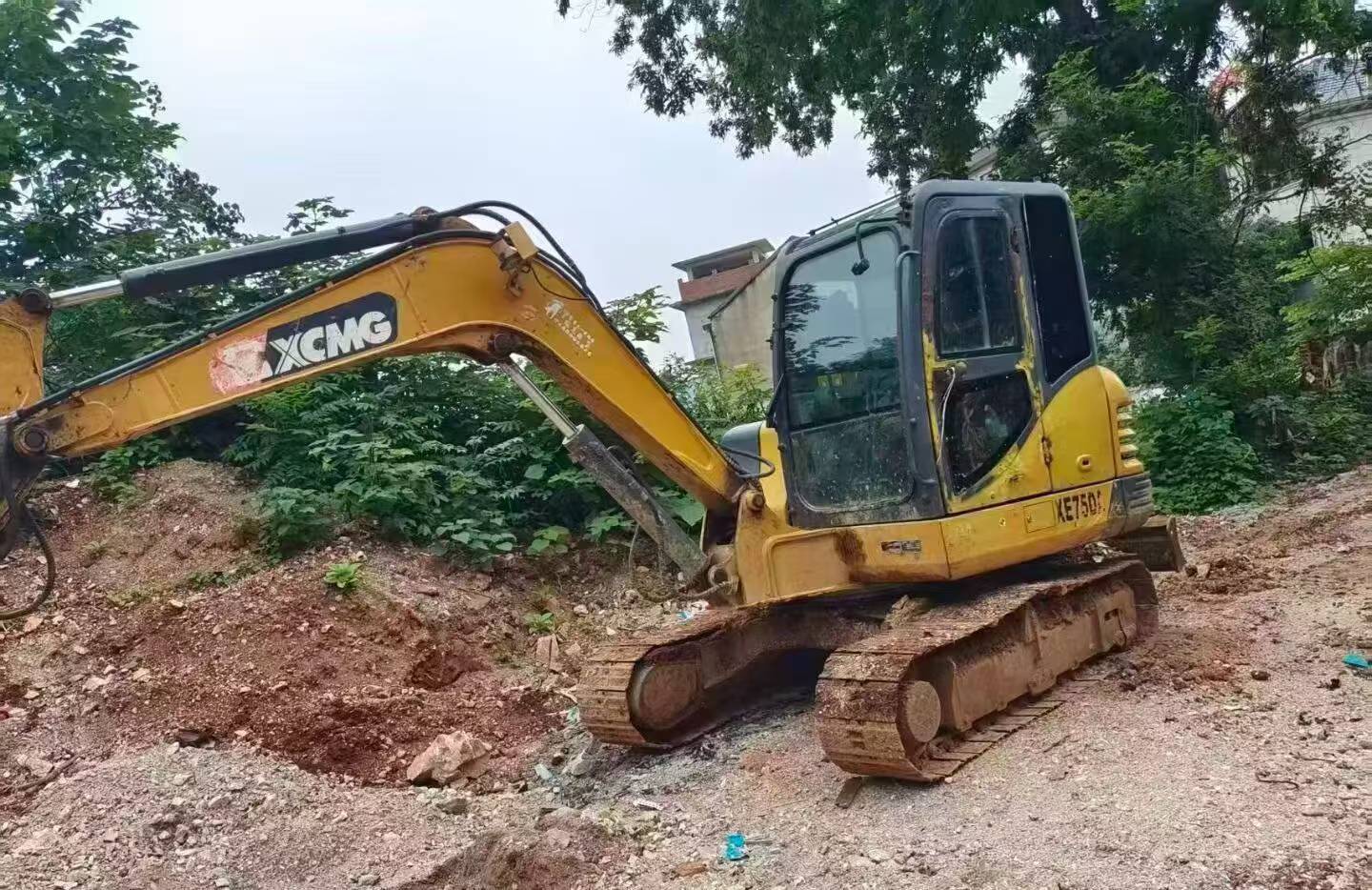 Buy XCMG XE65D Used Excavator / 2 Buy XCMG XE65D Used Excavator / 2