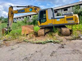 Buy XCMG XE215 Used Excavator / 4 Buy XCMG XE215 Used Excavator / 4