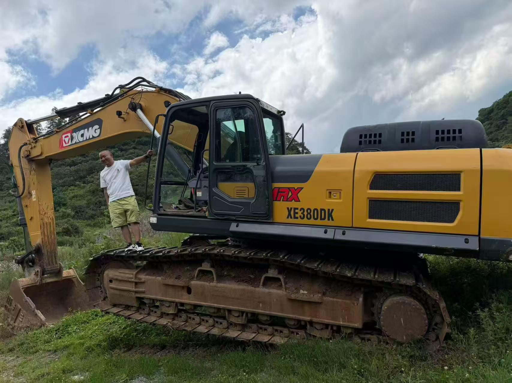 Buy XCMG XE380K Used Excavator / 1