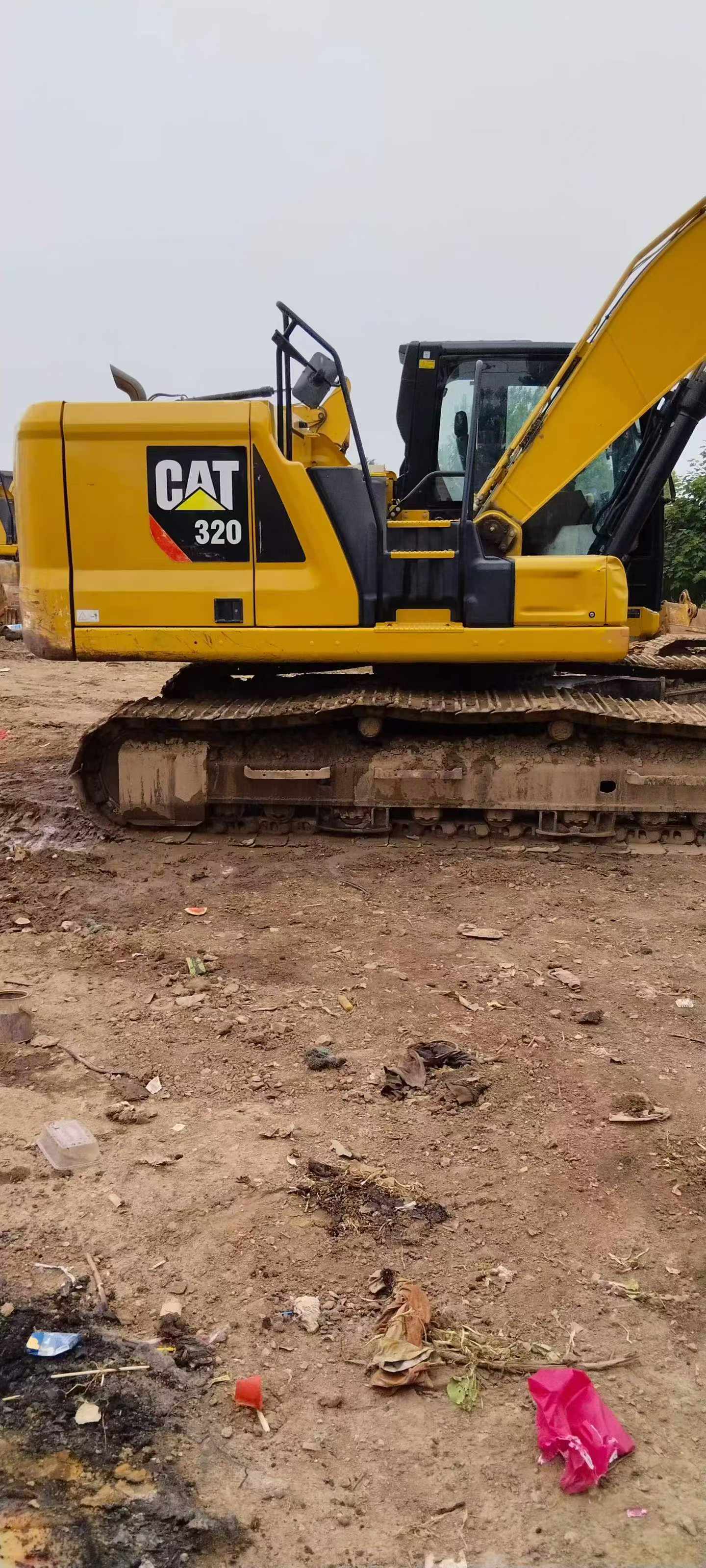 Buy Caterpillar 320A Used Excavator / 1