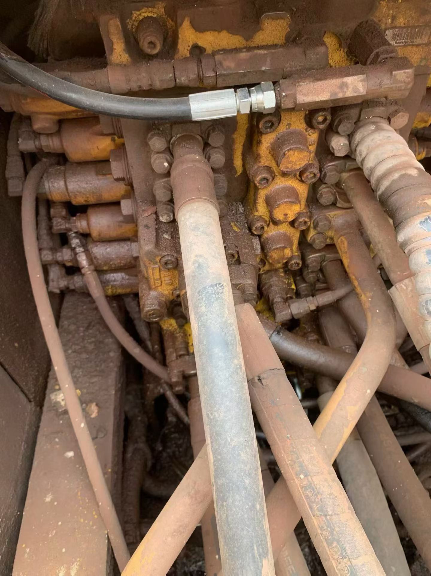 Buy Komatsu PC200-8N1 Used Excavator / 6 Buy Komatsu PC200-8N1 Used Excavator / 6