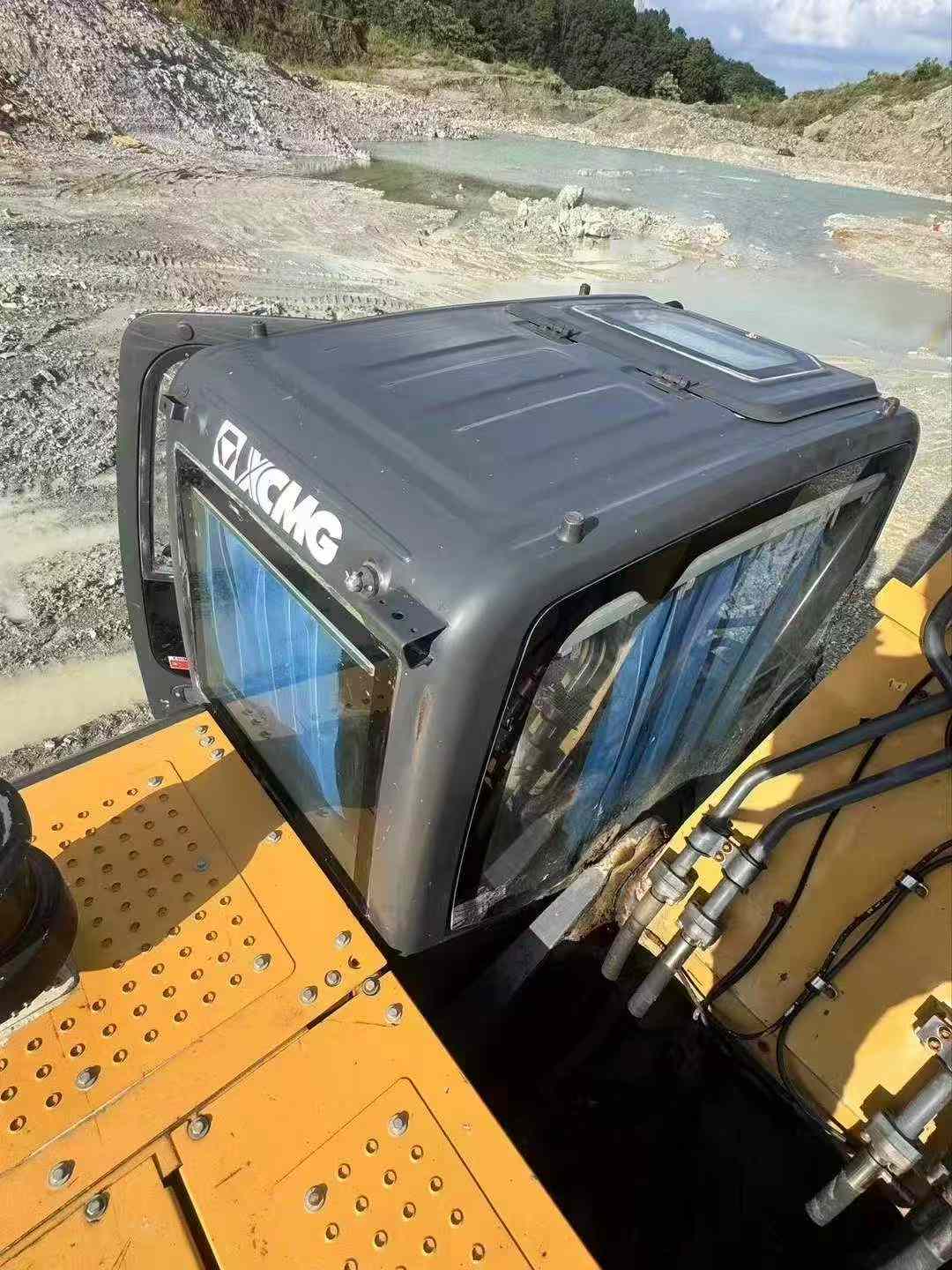 Buy XCMG XE380K Used Excavator / 8 Buy XCMG XE380K Used Excavator / 8