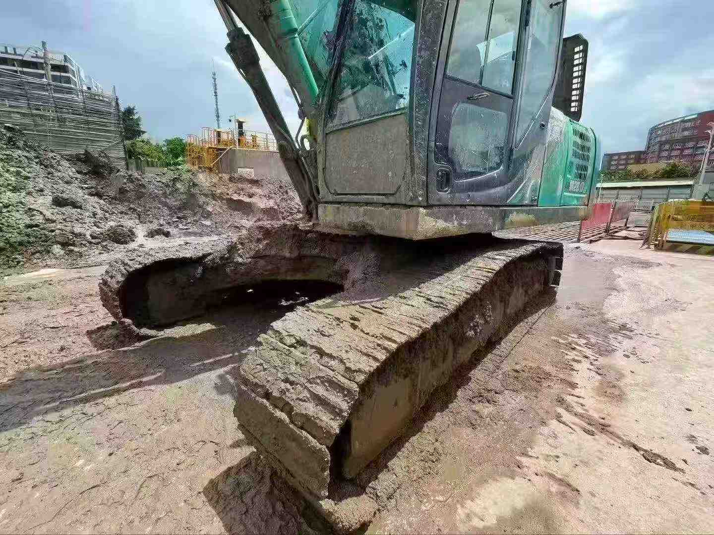 Buy Kobelco SK260 Used Excavator / 4 Buy Kobelco SK260 Used Excavator / 4
