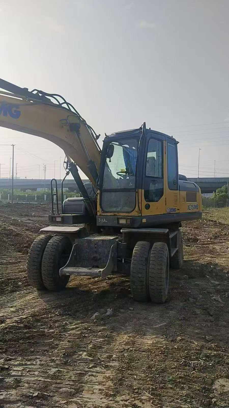 Buy XCMG XE150 Used Excavator / 1