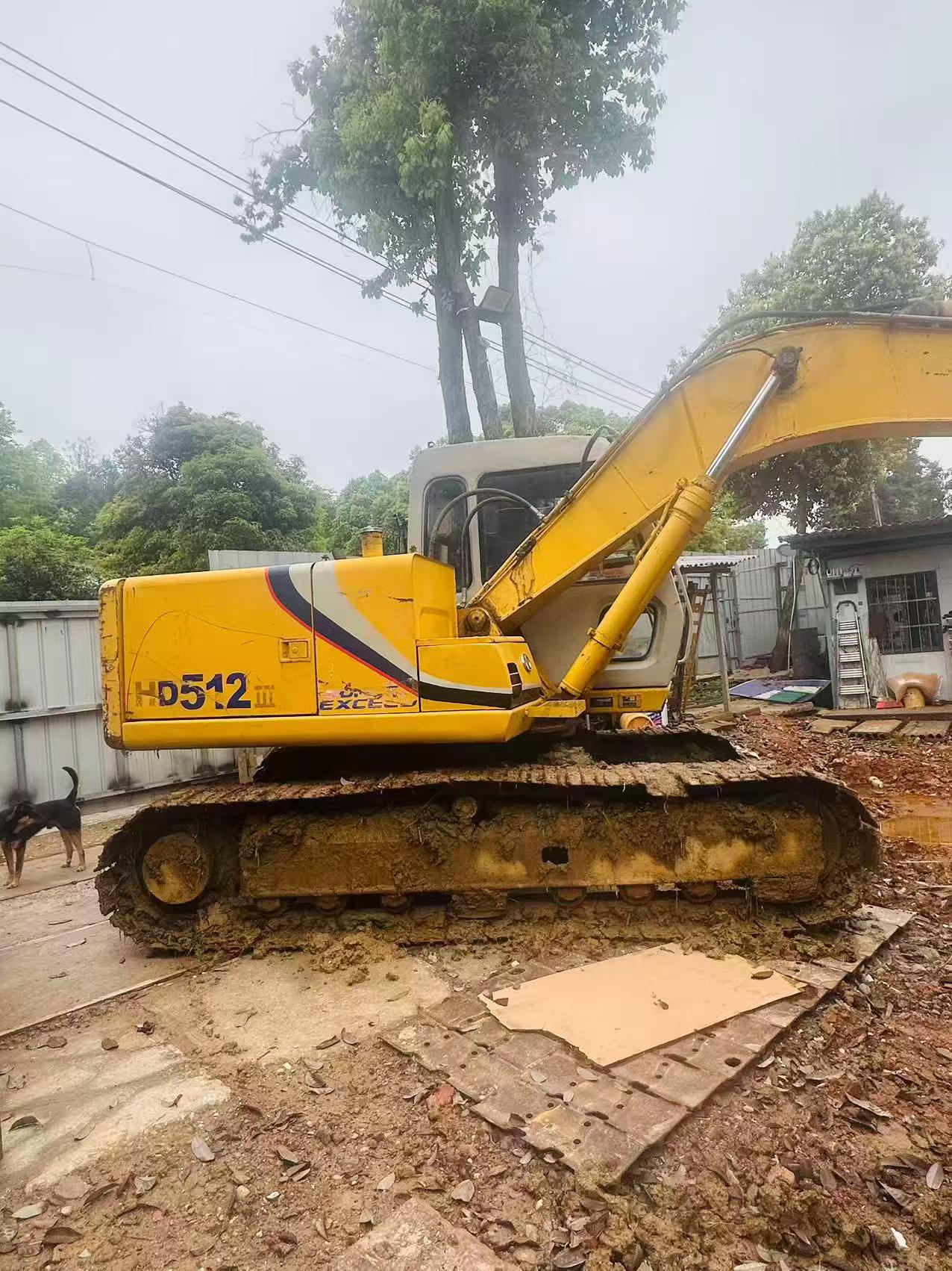 Buy Kato HD512 Used Excavator / 2 Buy Kato HD512 Used Excavator / 2