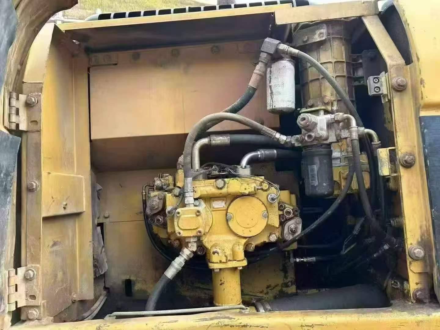 Buy Caterpillar 320D Used Excavator / 4 Buy Caterpillar 320D Used Excavator / 4