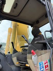 Buy Komatsu PC200-8 Used Excavator / 5 Buy Komatsu PC200-8 Used Excavator / 5