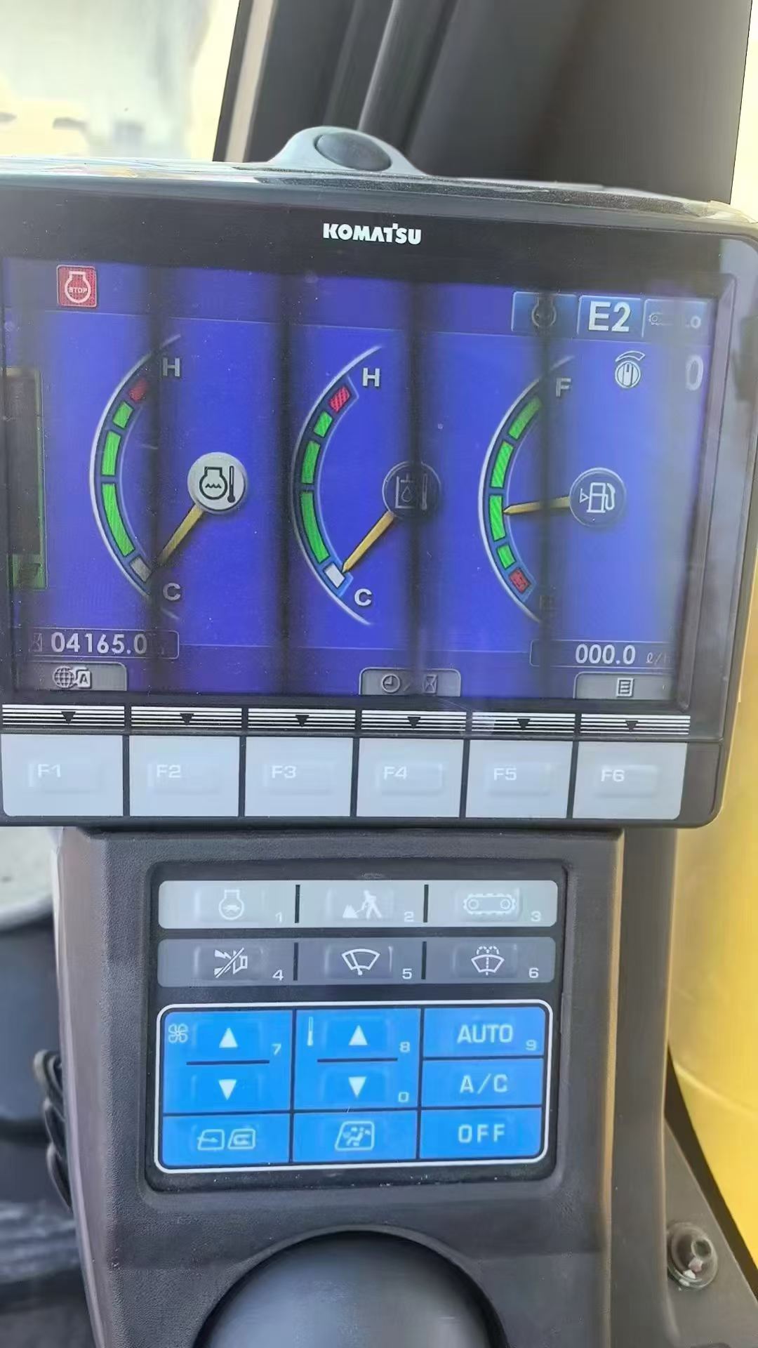 Buy Komatsu PC200 Used Excavator / 5 Buy Komatsu PC200 Used Excavator / 5