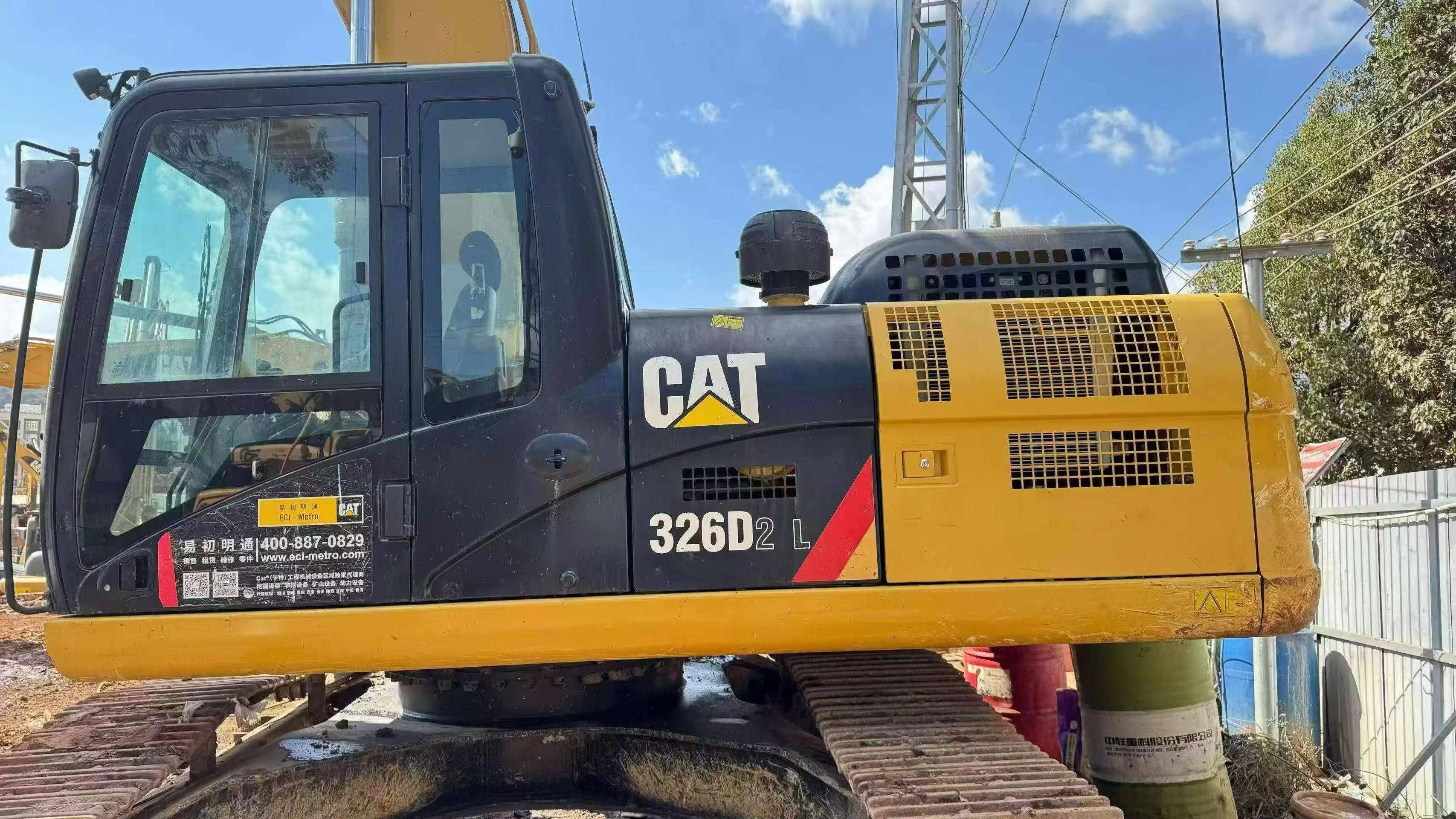 Buy Caterpillar 326DL Used Excavator / 1