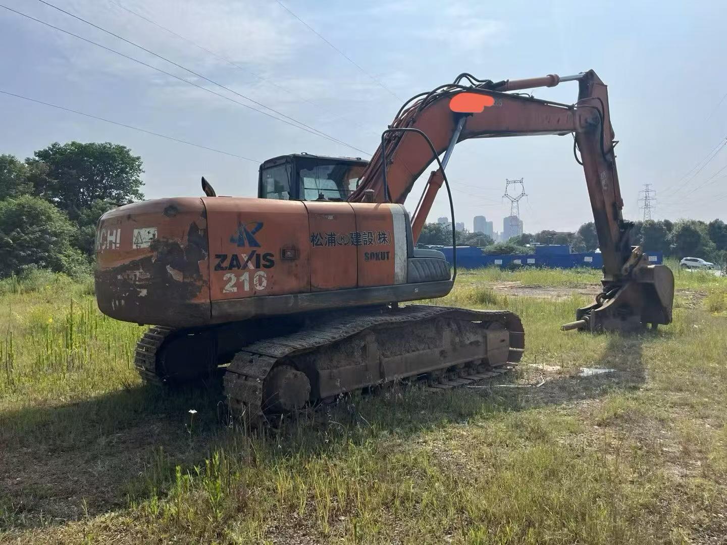 Buy Hitachi EX200-3 Used Excavator / 1