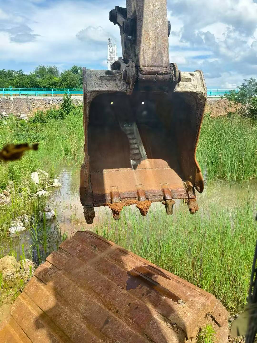 Buy XCMG XE215 Used Excavator / 4 Buy XCMG XE215 Used Excavator / 4
