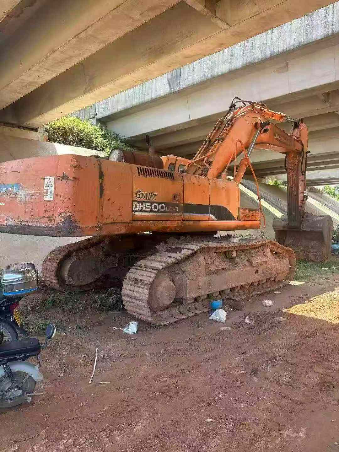 Buy Doosan DH500 Used Excavator / 3 Buy Doosan DH500 Used Excavator / 3