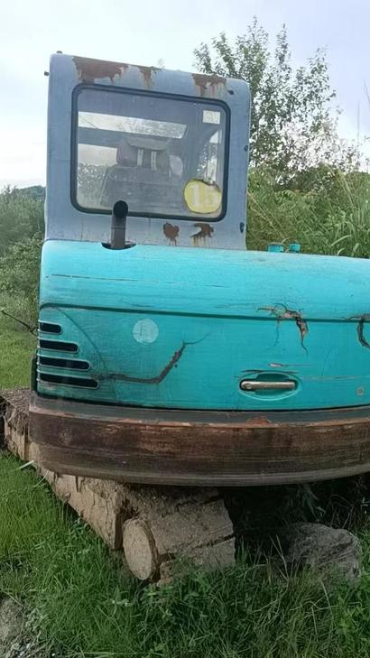 Buy Kobelco SK60 Used Excavator / 1