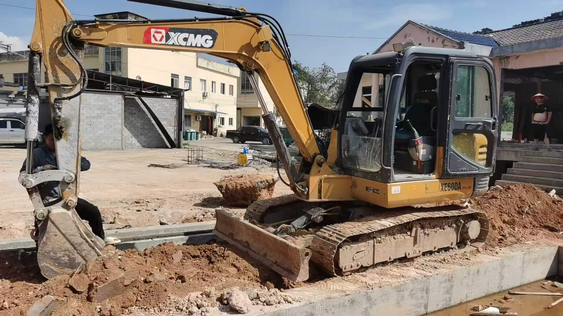 Buy XCMG XE60 Used Excavator / 3 Buy XCMG XE60 Used Excavator / 3