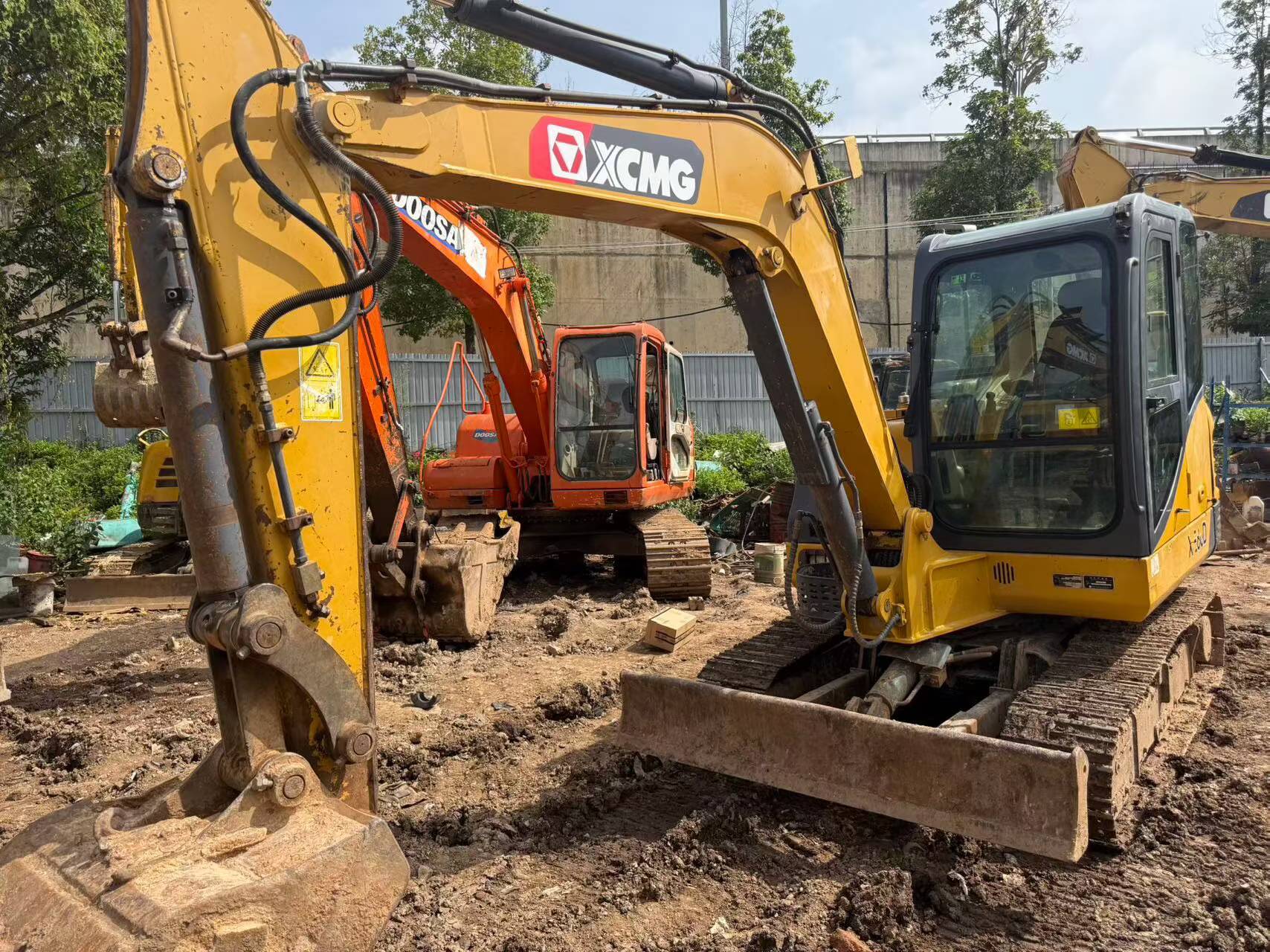 Buy XCMG XE60 Used Excavator / 2