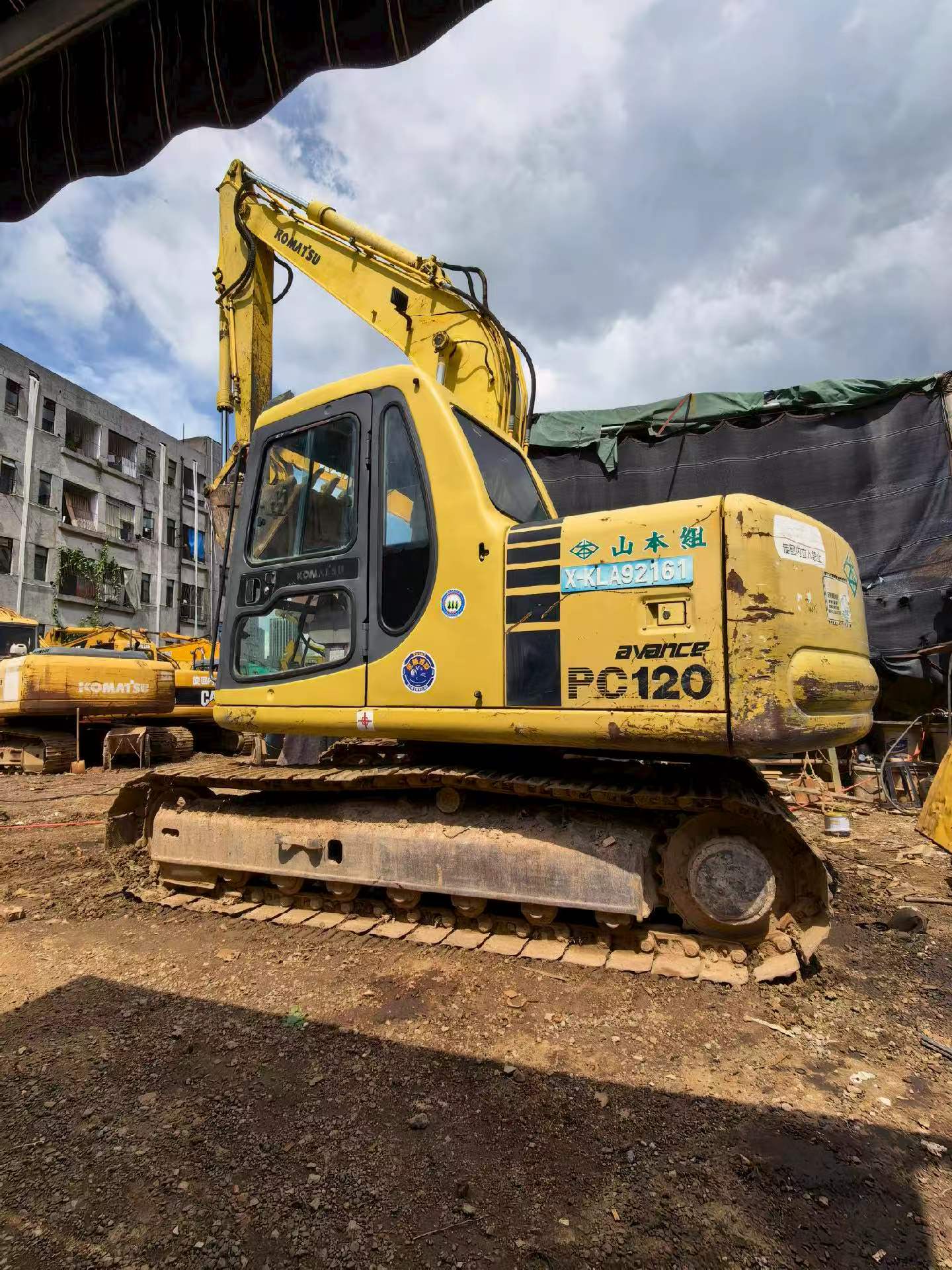 Buy Komatsu PC120-6 Used Excavator / 1