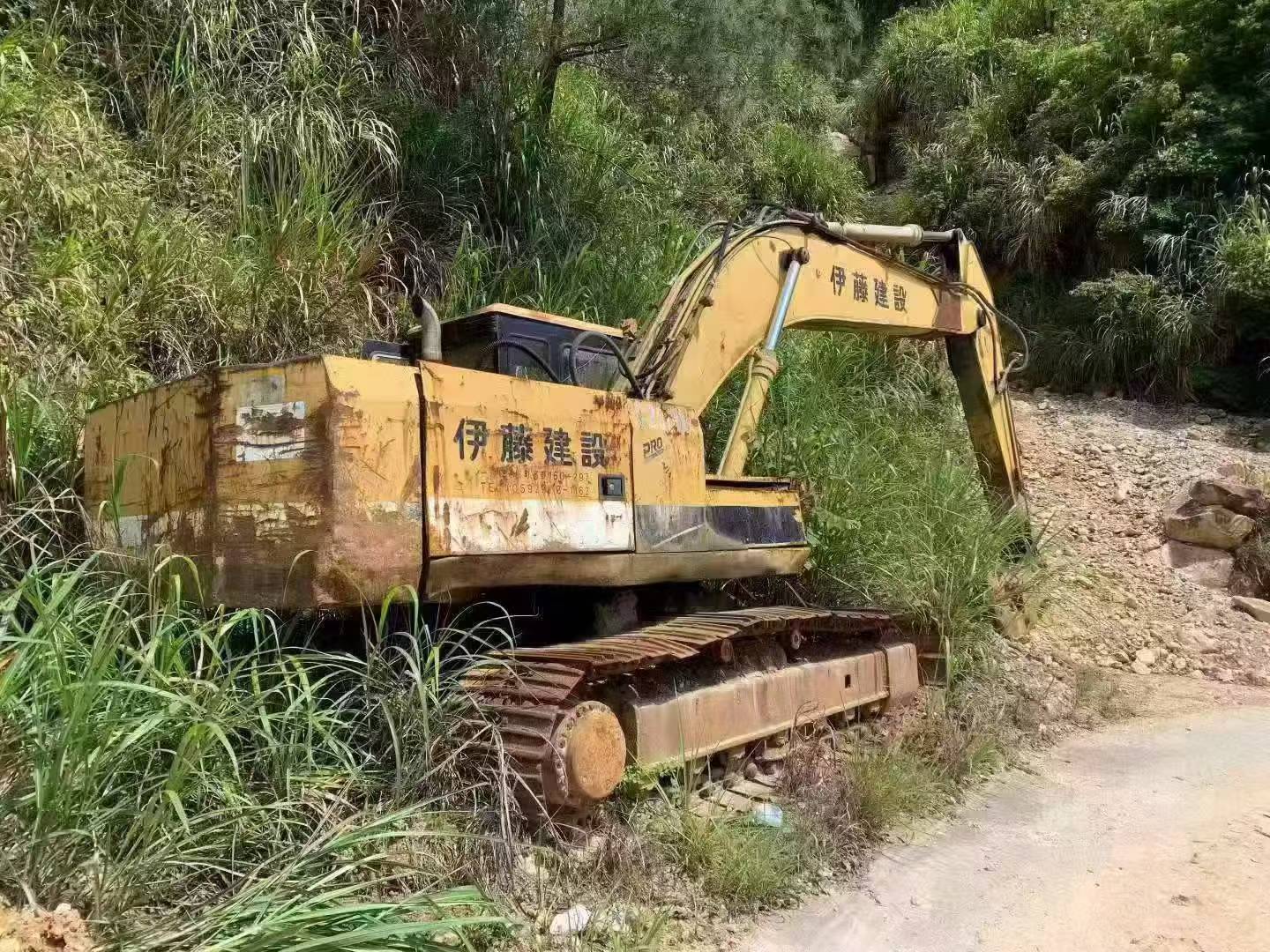 Buy Caterpillar Used Excavator / 1