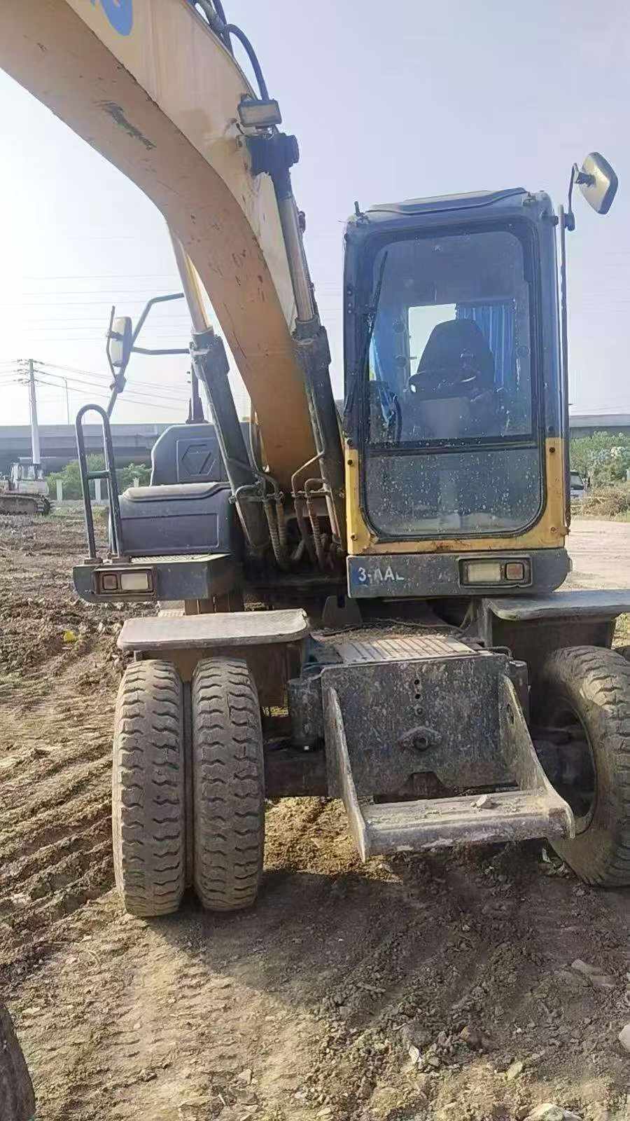 Buy XCMG XE150 Used Excavator / 4 Buy XCMG XE150 Used Excavator / 4