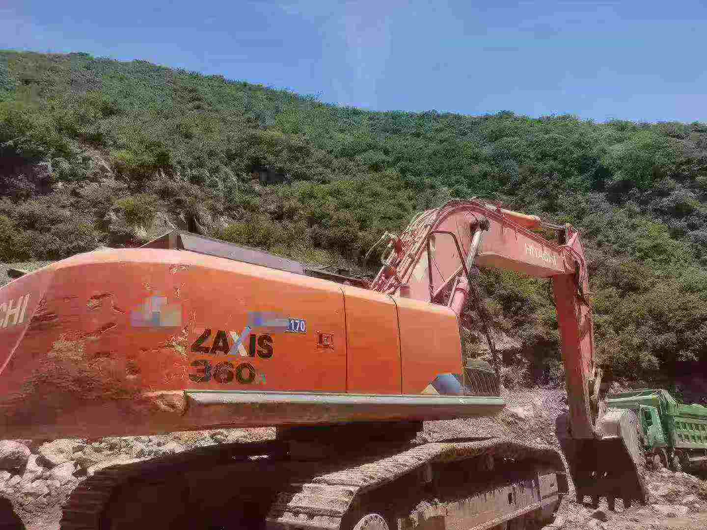 Buy Hitachi EX360-5 Used Excavator / 2 Buy Hitachi EX360-5 Used Excavator / 2