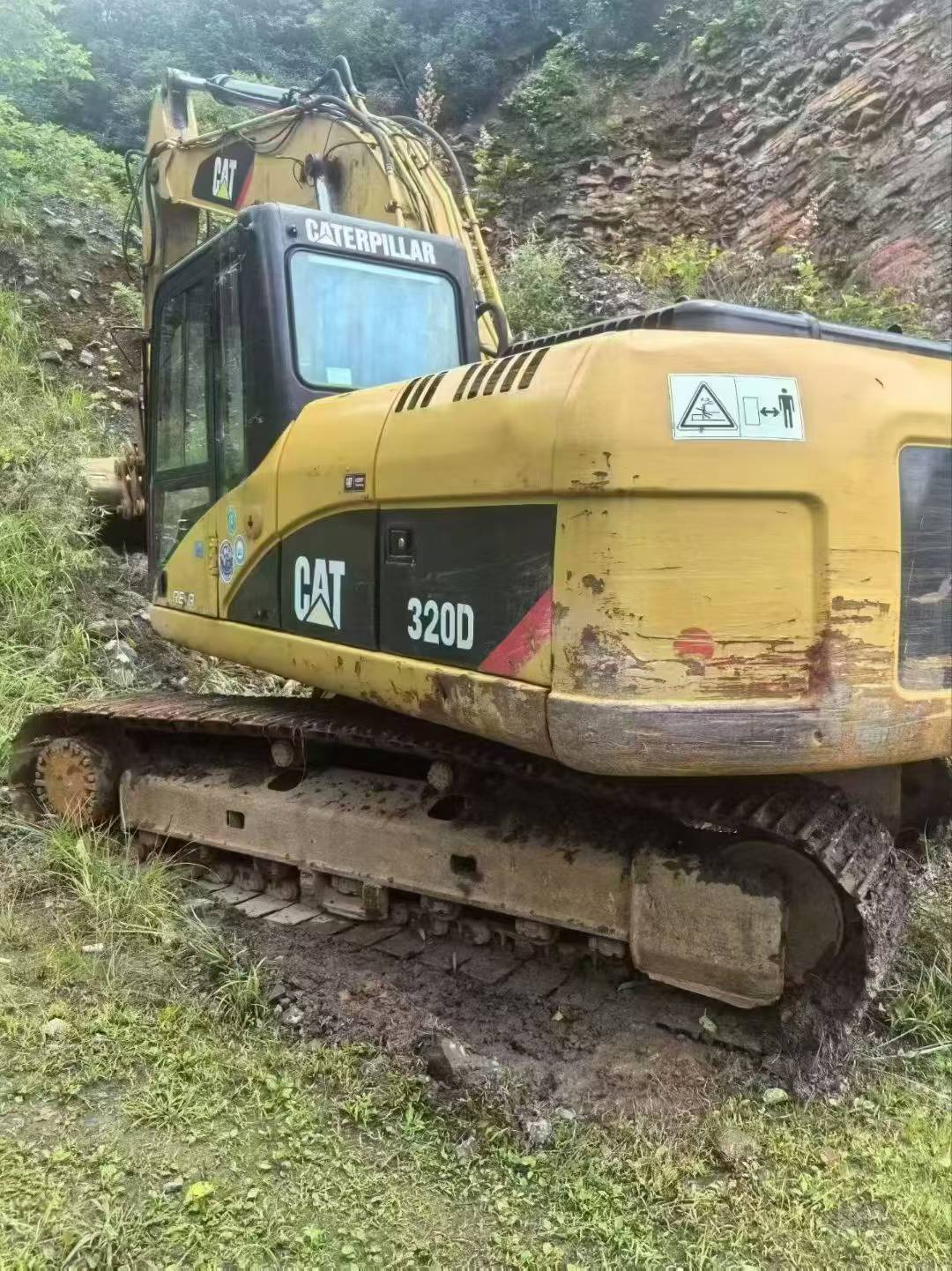 Buy Caterpillar 320D Used Excavator / 5 Buy Caterpillar 320D Used Excavator / 5