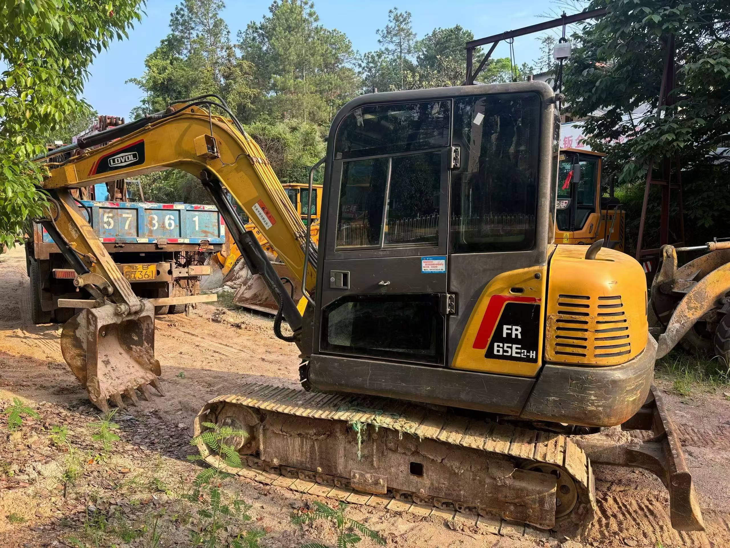 Buy Yanmar B5 Used Excavator / 2