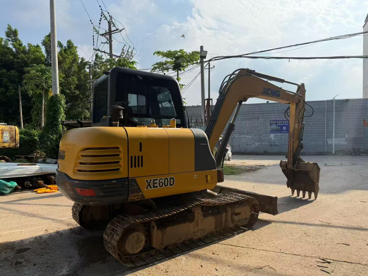 Buy XCMG XE60 Used Excavator / 2 Buy XCMG XE60 Used Excavator / 2