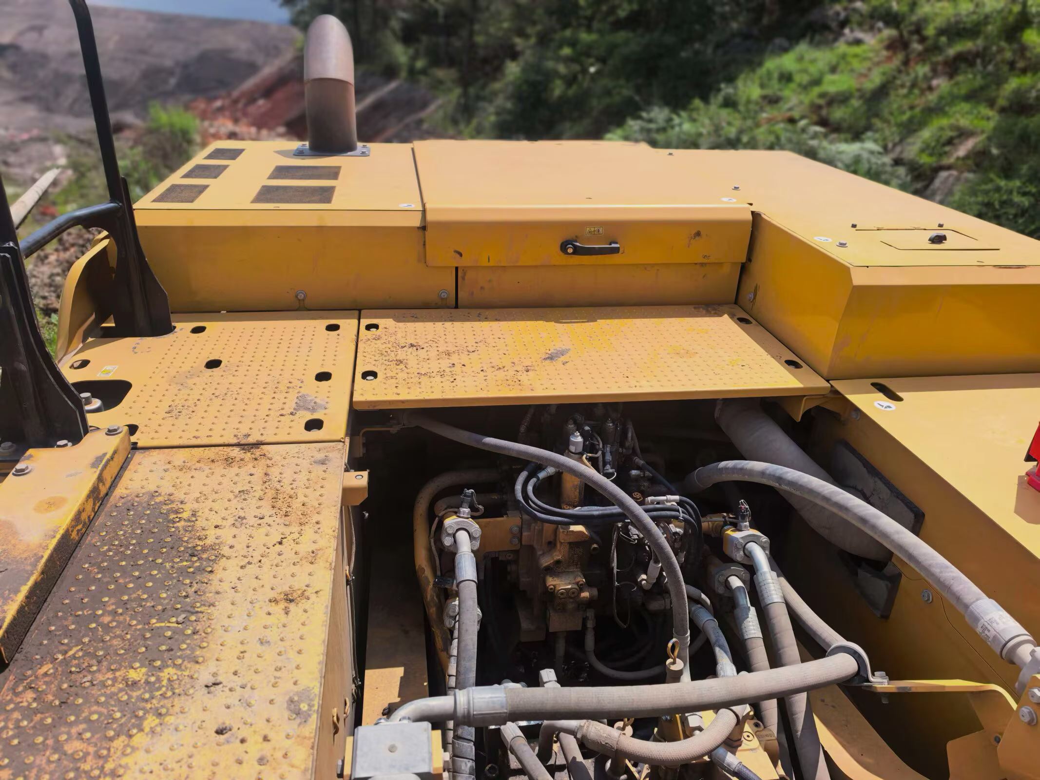 Buy Caterpillar 350L Used Excavator / 6 Buy Caterpillar 350L Used Excavator / 6