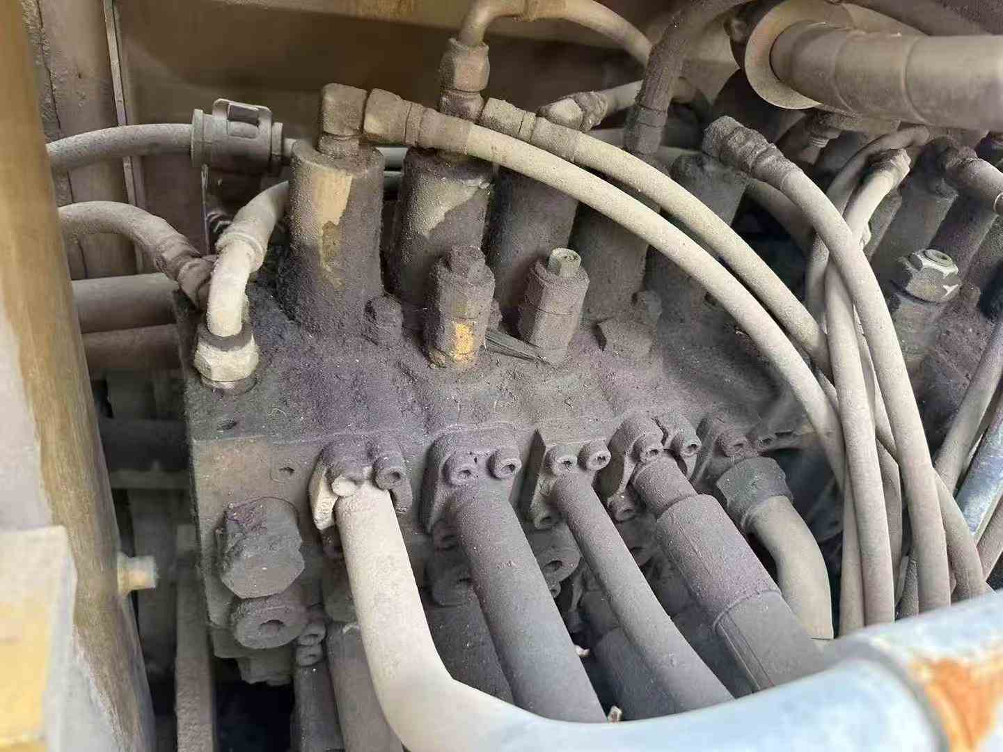Buy Caterpillar 320A Used Excavator / 4 Buy Caterpillar 320A Used Excavator / 4