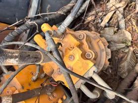 Buy Hyundai R215VS Used Excavator / 4 Buy Hyundai R215VS Used Excavator / 4