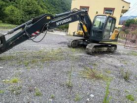 Buy Hyundai R130W Used Excavator / 2 Buy Hyundai R130W Used Excavator / 2