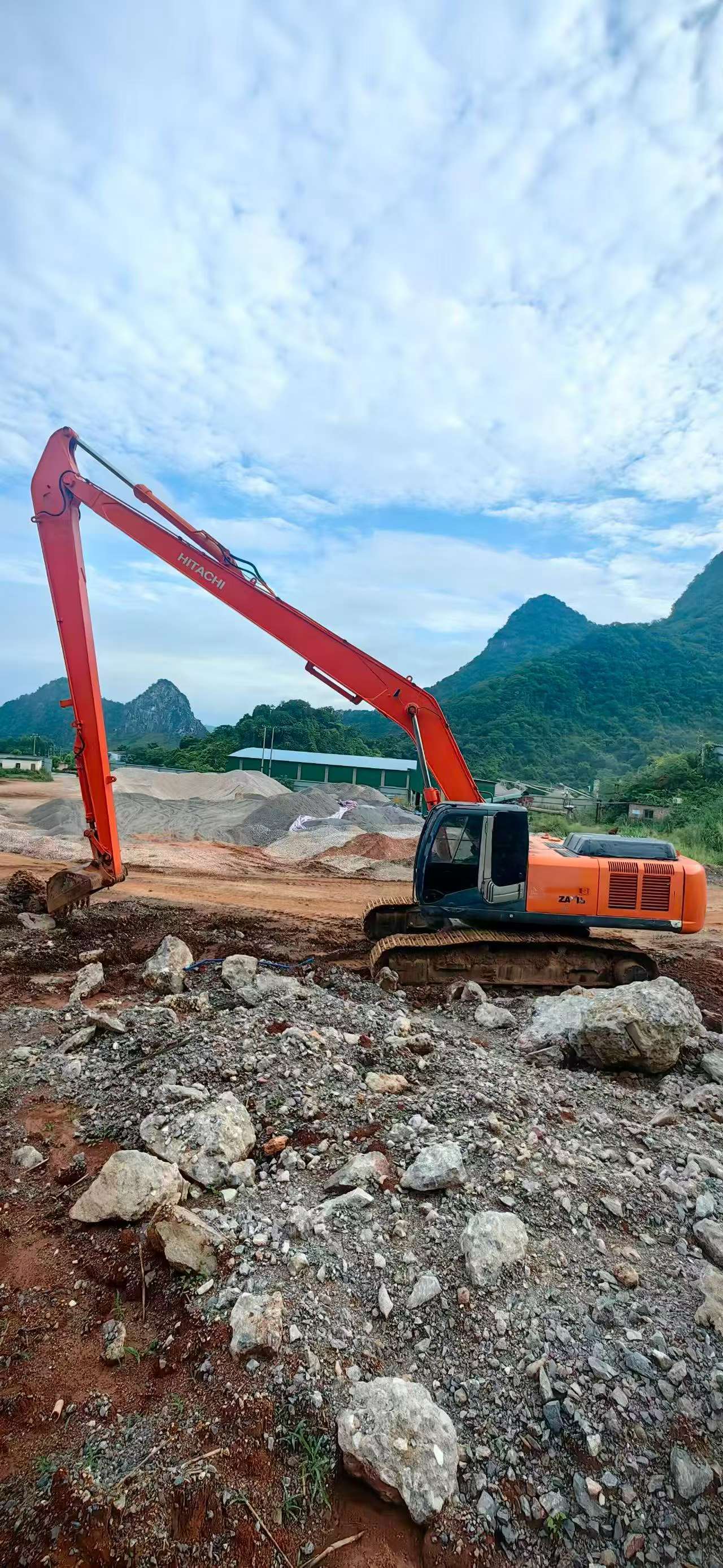 Buy Hitachi EX300 Used Excavator / 5 Buy Hitachi EX300 Used Excavator / 5