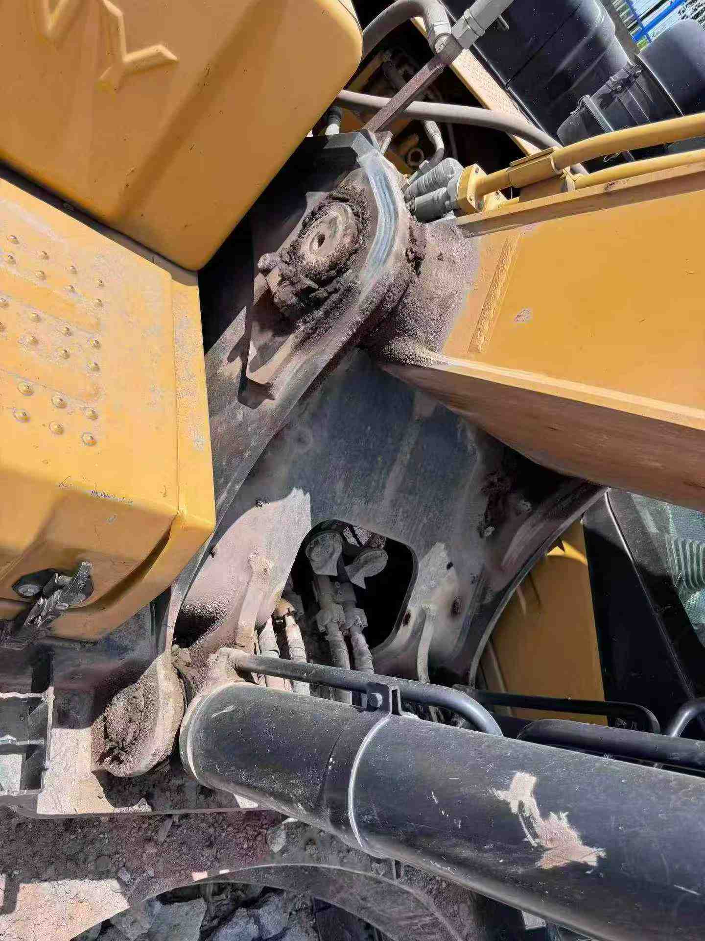 Buy Sany SY245H Used Excavator / 7 Buy Sany SY245H Used Excavator / 7
