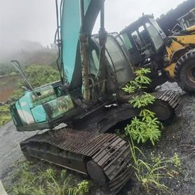 Buy Kobelco SK210-6 Used Excavator / 2 Buy Kobelco SK210-6 Used Excavator / 2
