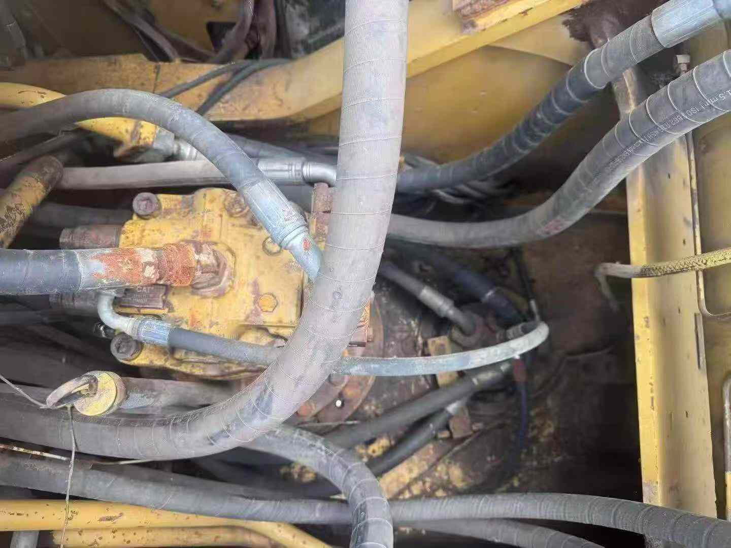 Buy Caterpillar 329D Used Excavator / 4 Buy Caterpillar 329D Used Excavator / 4