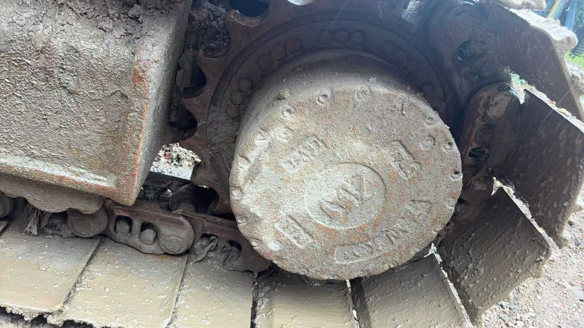Buy Hyundai R215-7 Used Excavator / 3 Buy Hyundai R215-7 Used Excavator / 3