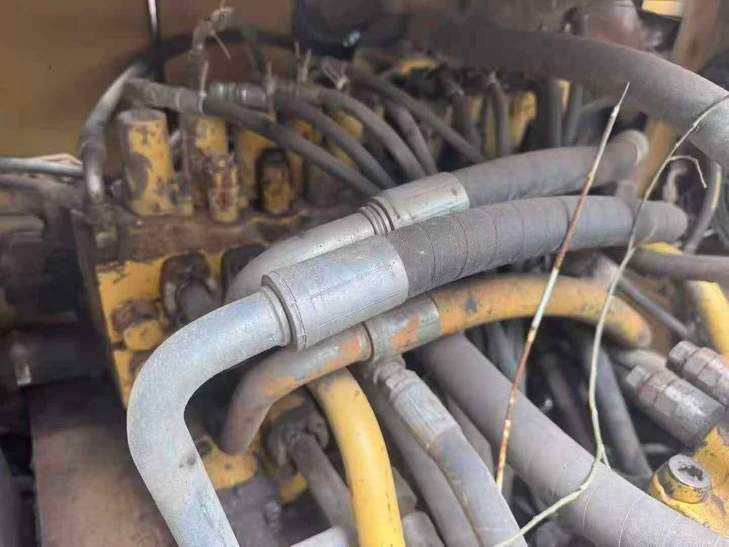 Buy Caterpillar 329D Used Excavator / 1