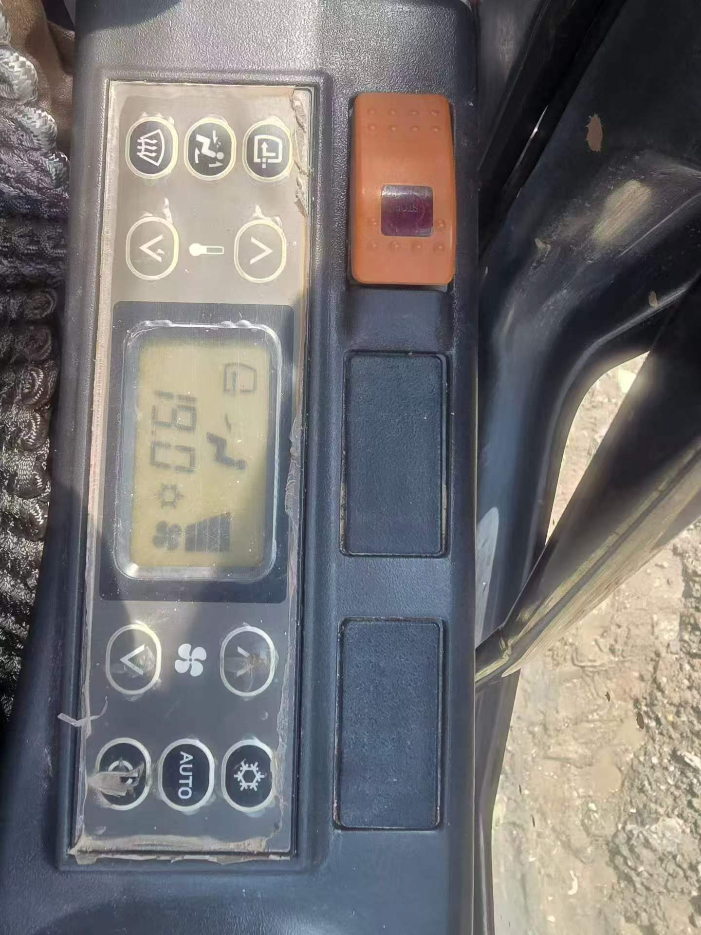 Buy Sumitomo SH360-5 Used Excavator / 2 Buy Sumitomo SH360-5 Used Excavator / 2