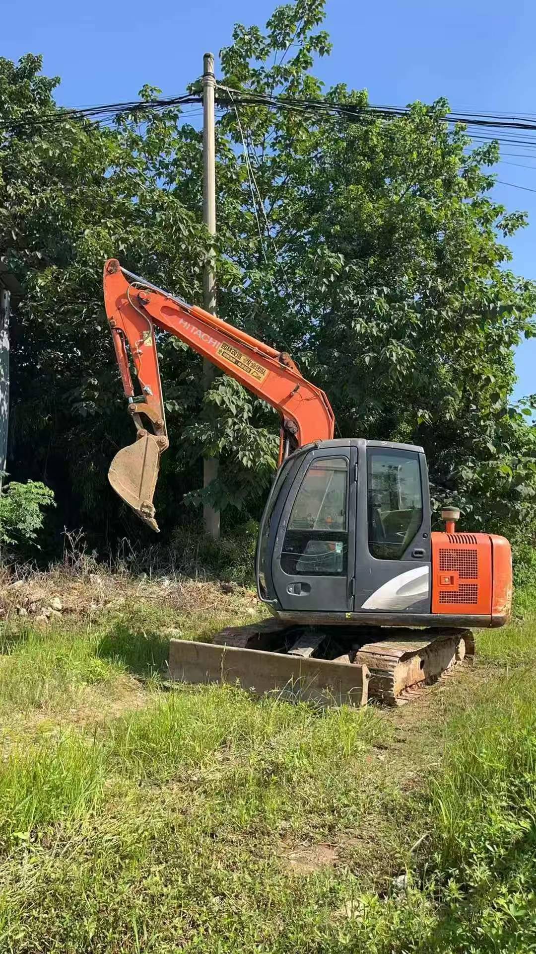 Buy Hitachi EX60-5 Used Excavator / 3 Buy Hitachi EX60-5 Used Excavator / 3
