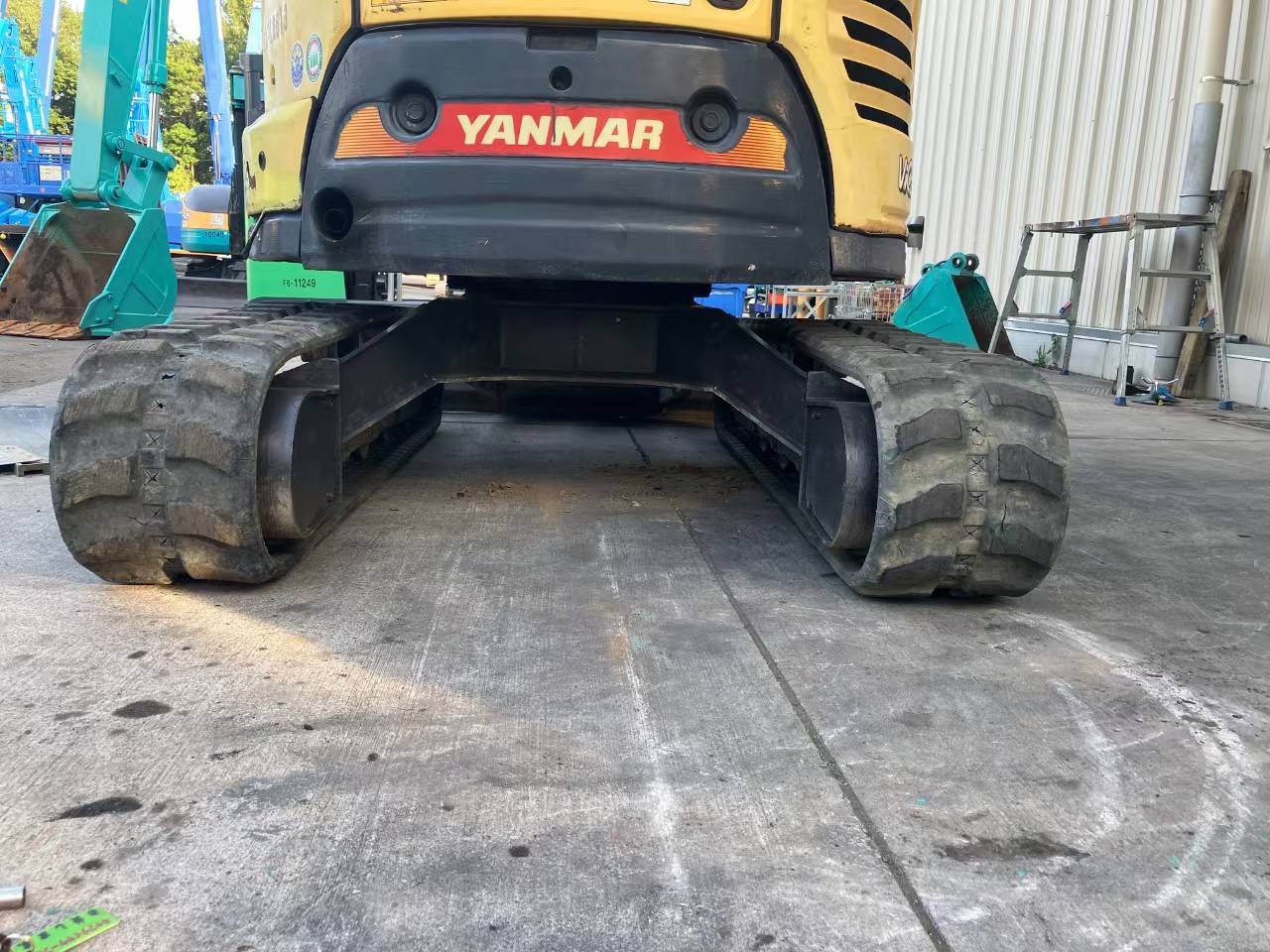 Buy Yanmar Vio30-1 Used Excavator / 7