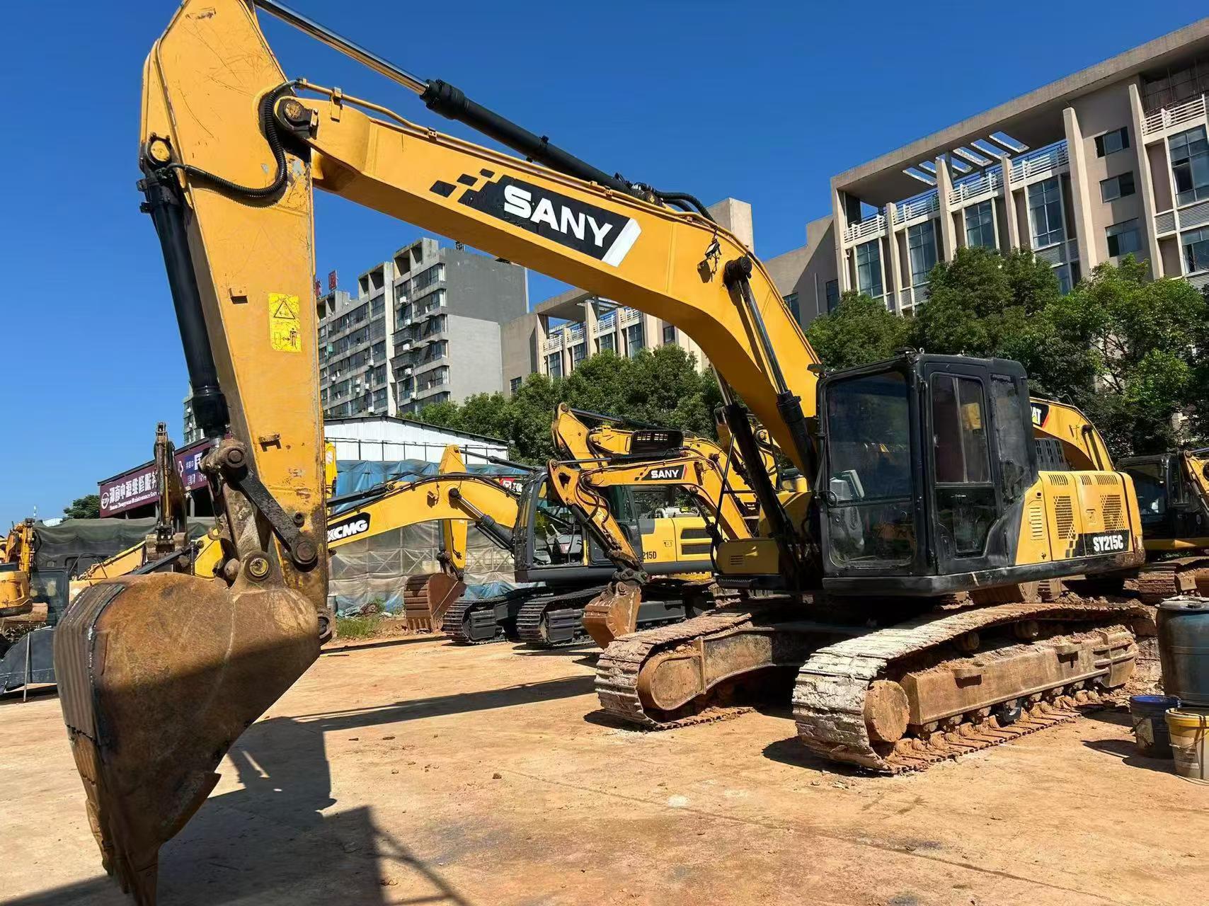 Buy Sany SY215C Used Excavator / 1